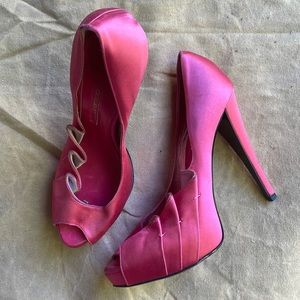 NWT Armani Heels